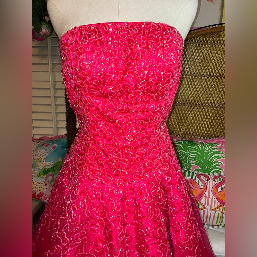 Alyce Pageant/Prom Dress Red ❤️‍🔥 Strapless Beaded Size 8 - Picture 5 of 13